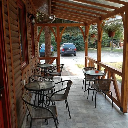Prenociste Vila Stara Breza Palic Exterior photo