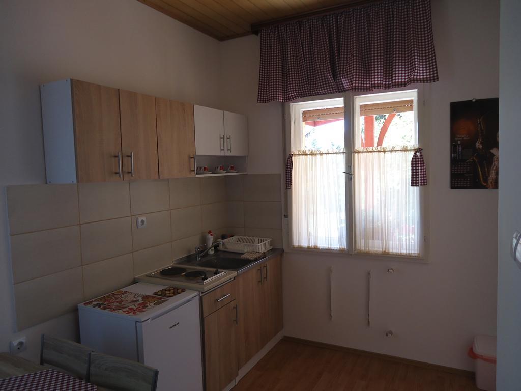 Prenociste Vila Stara Breza Palic Room photo