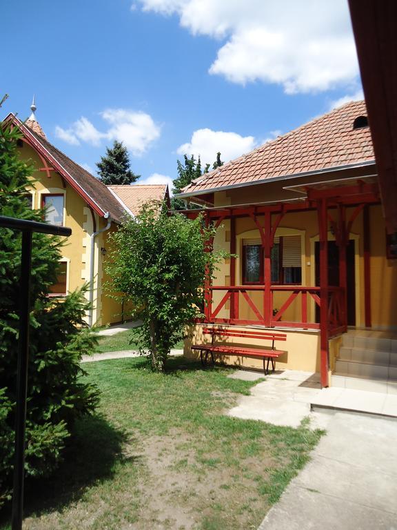 Prenociste Vila Stara Breza Palic Exterior photo