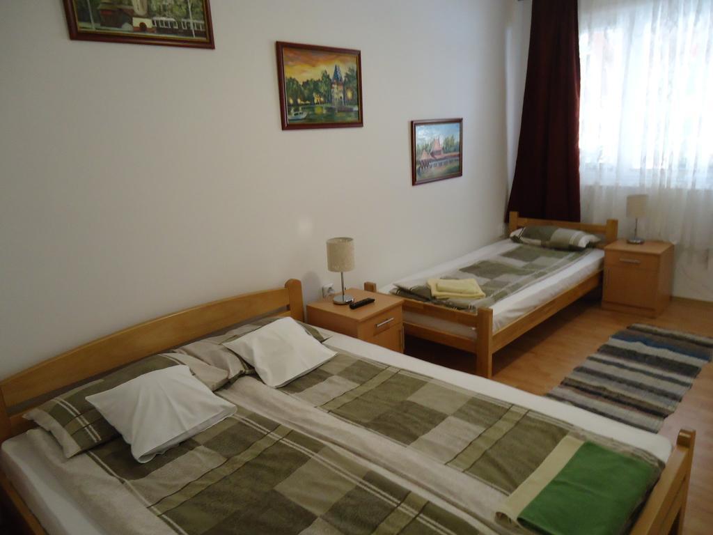 Prenociste Vila Stara Breza Palic Room photo