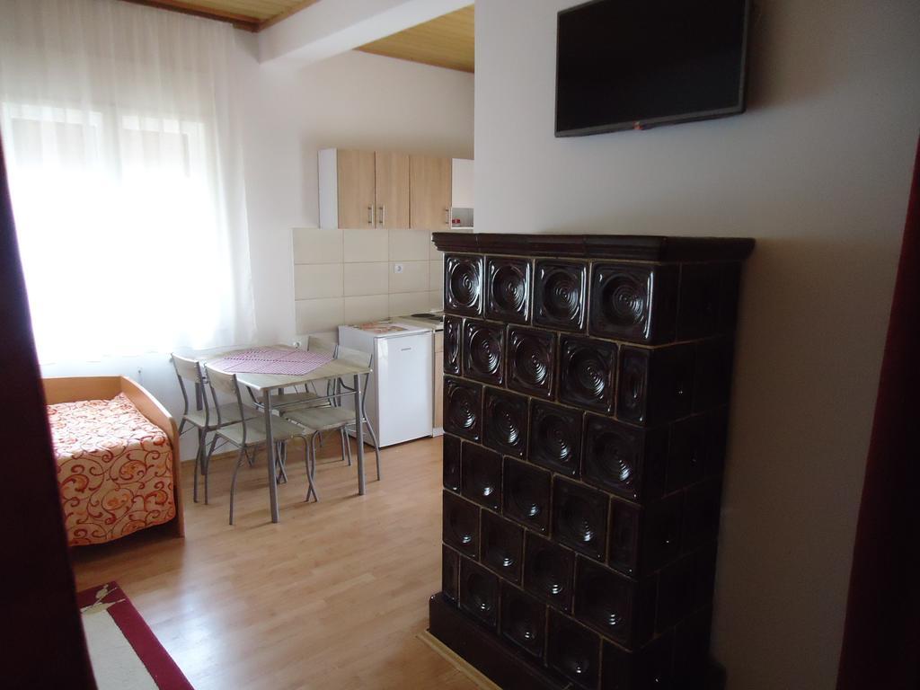 Prenociste Vila Stara Breza Hotel Palic Room photo