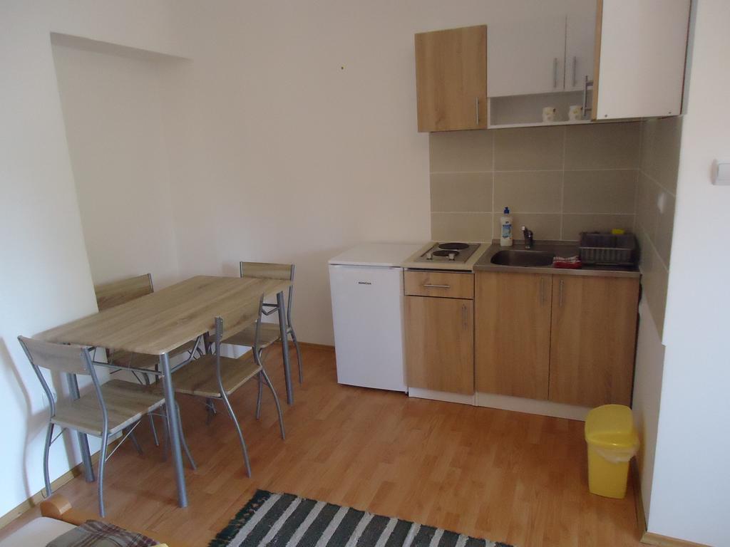 Prenociste Vila Stara Breza Palic Room photo